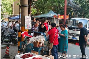 那时巴神不可一世！巴洛特利曼市德比名场面：为什么总是我？